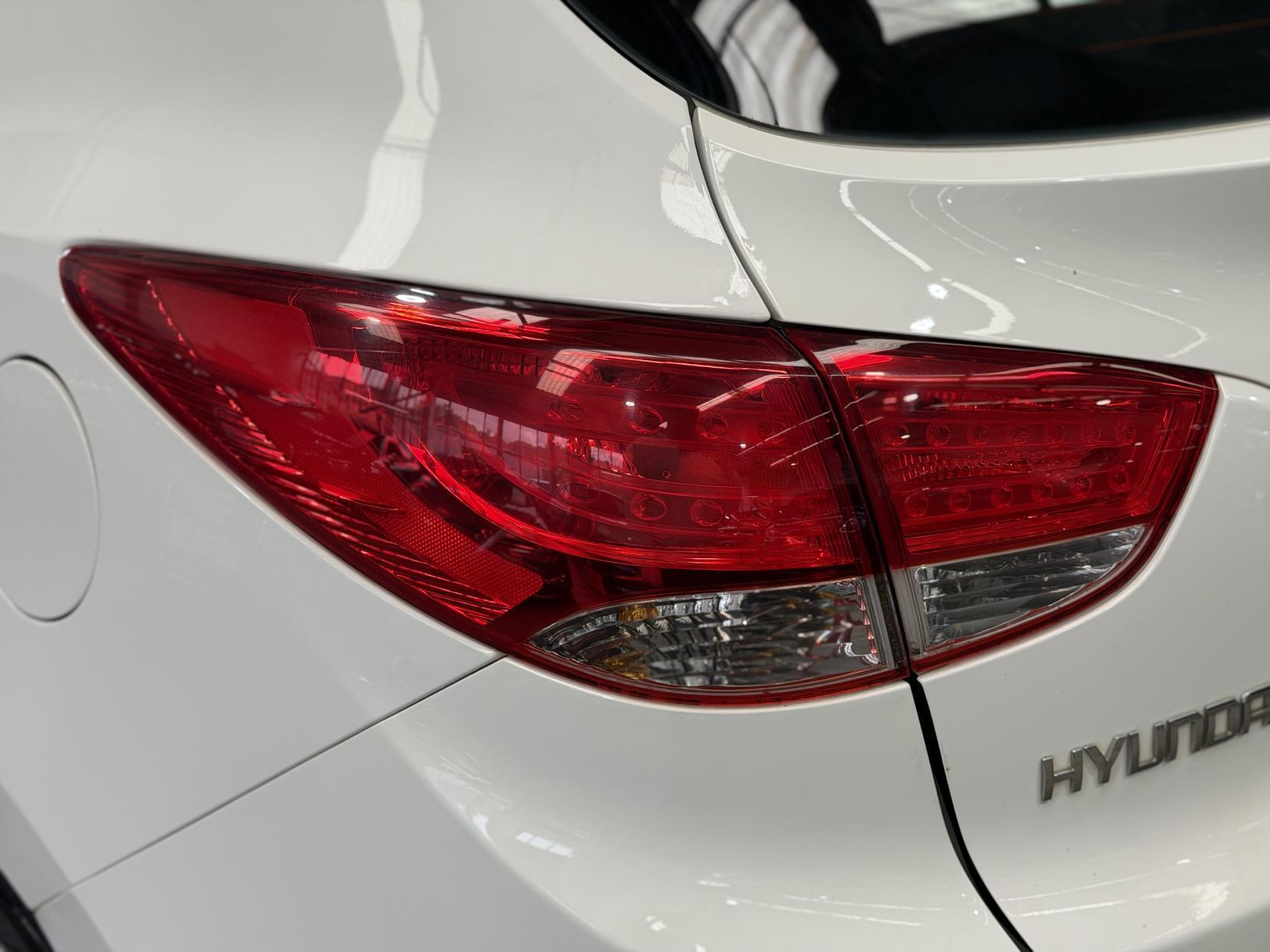 Hyundai ix35 - Image 11