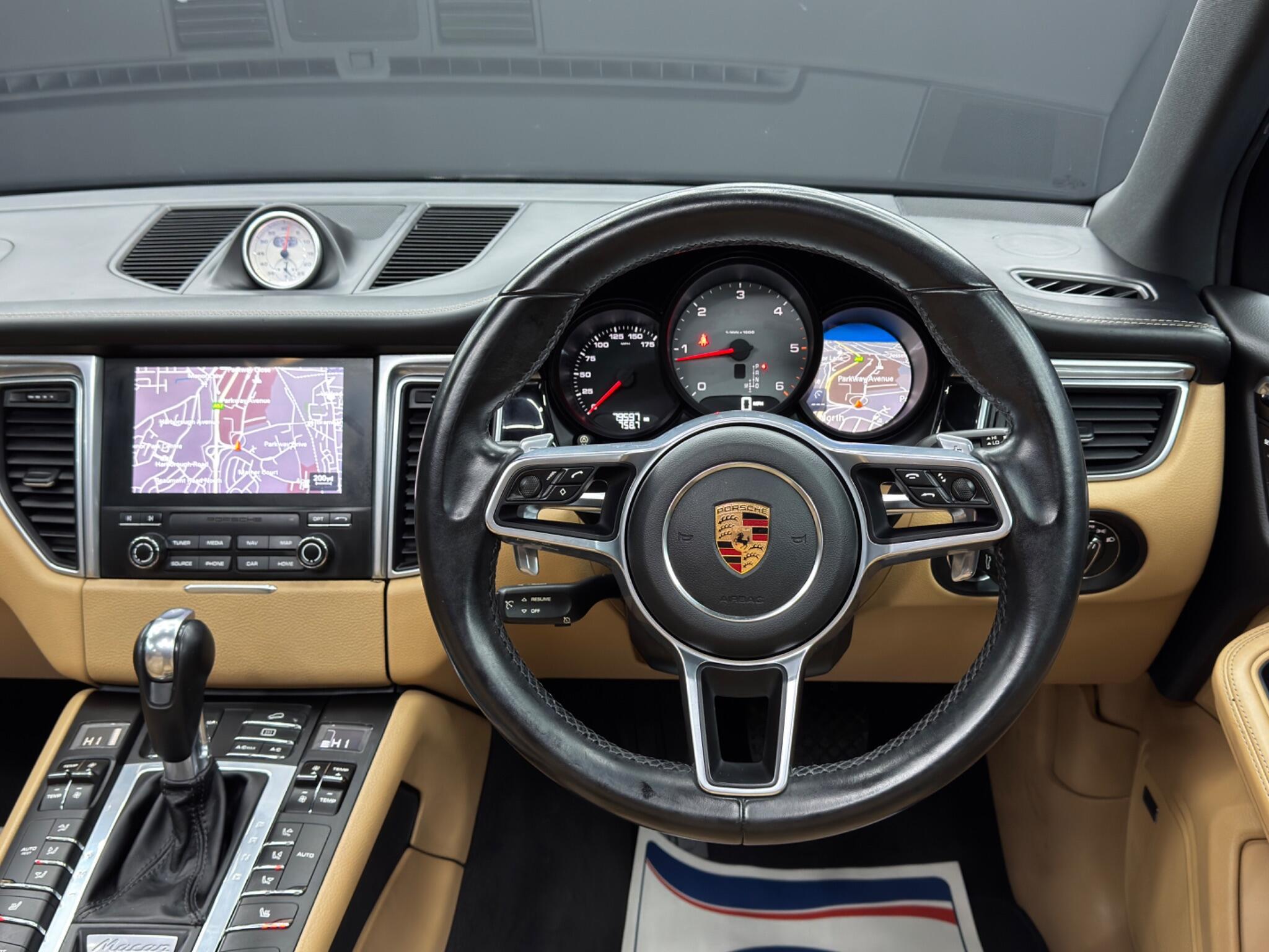Porsche Macan - Image 20