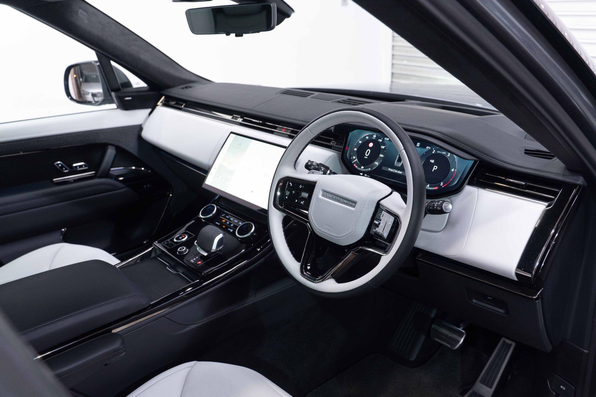 Land Rover RANGE ROVER SPORT - Image 10