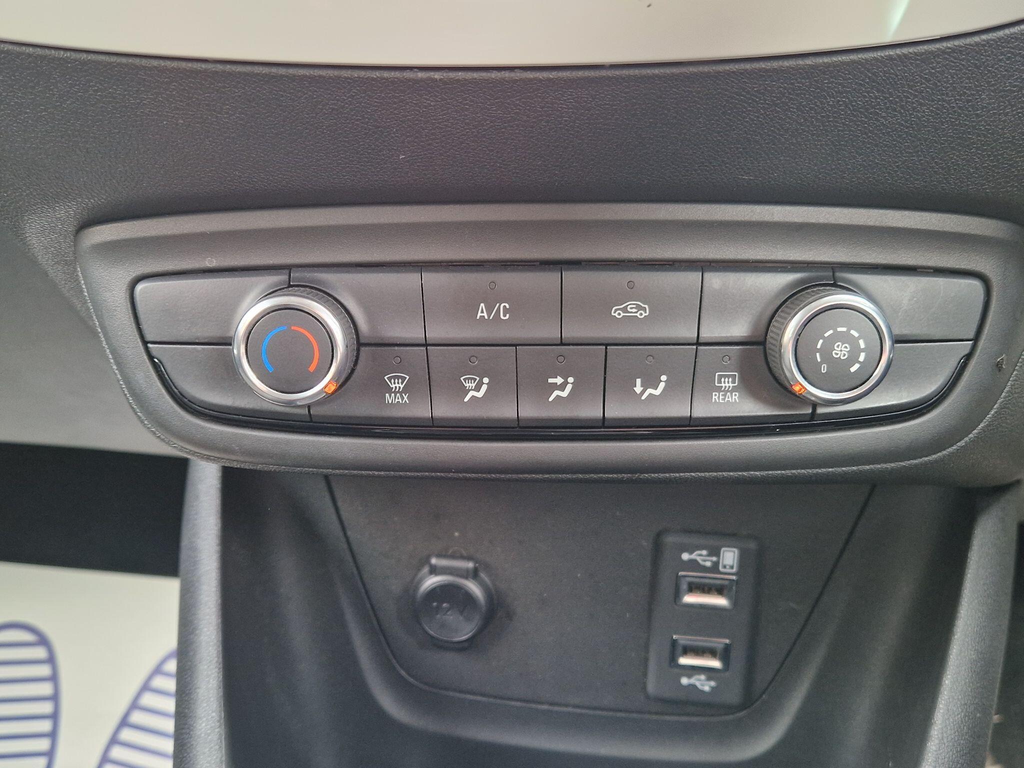 Vauxhall Crossland X - Image 42