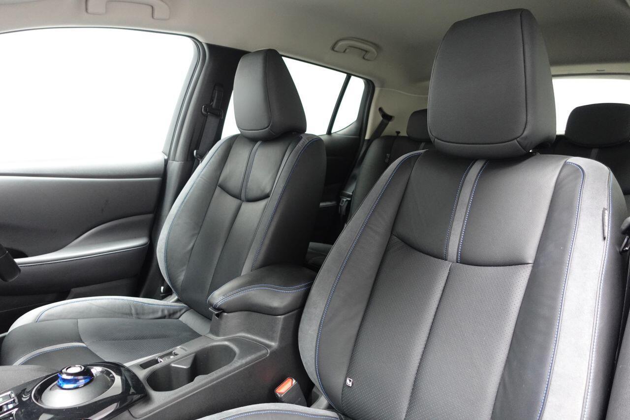 Nissan Leaf - Image 17