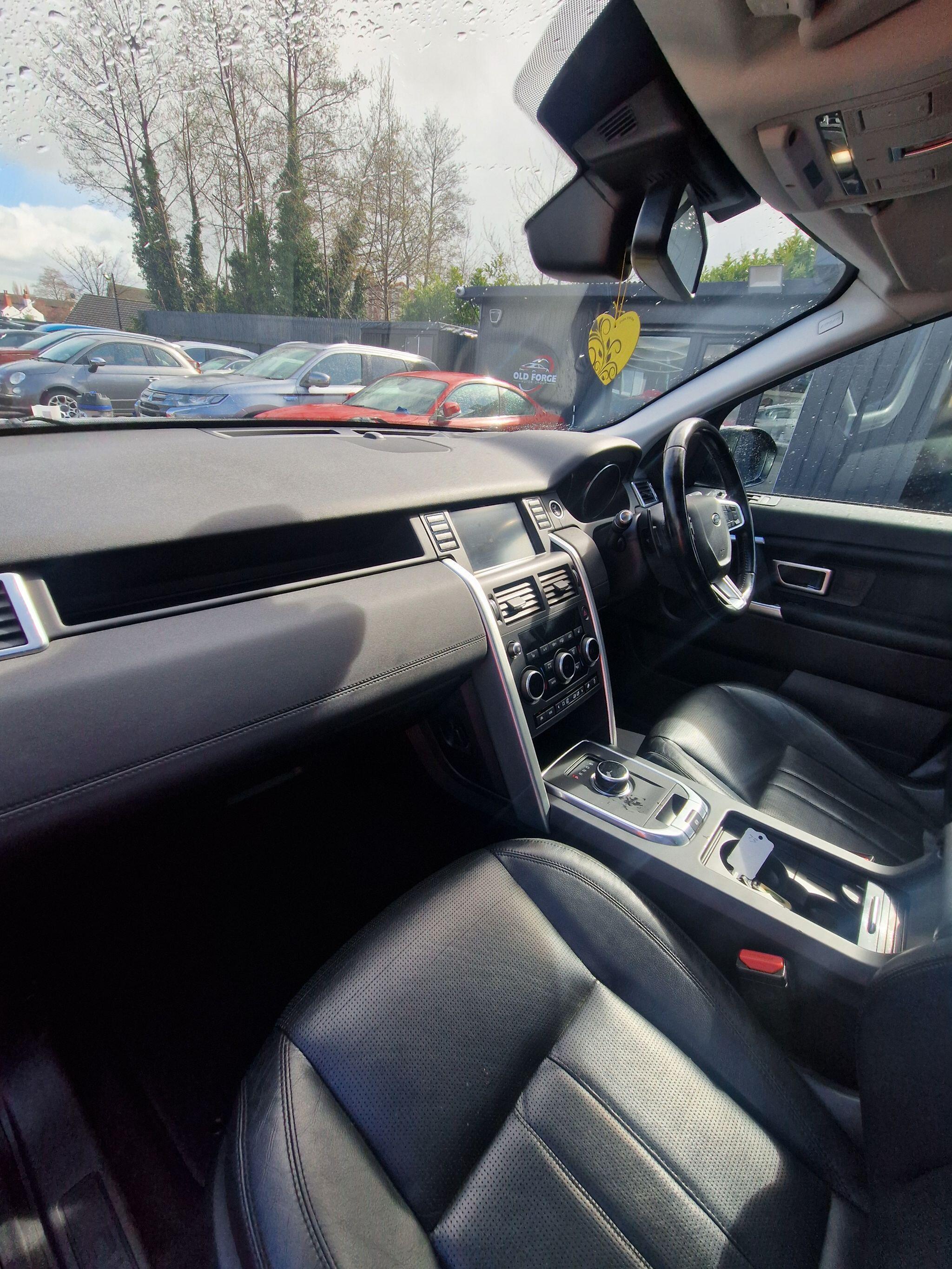 Land Rover DISCOVERY SPORT - Image 35