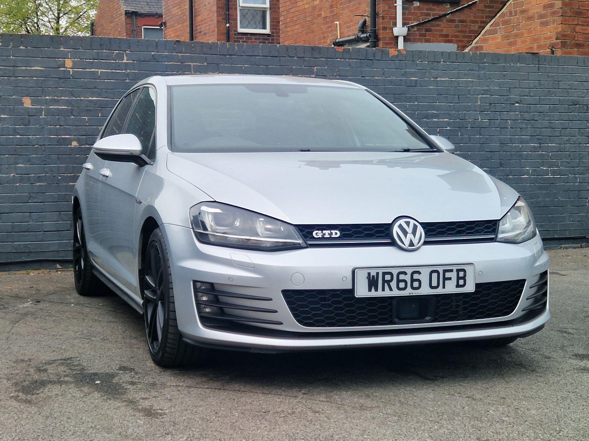 Volkswagen Golf - Image 16