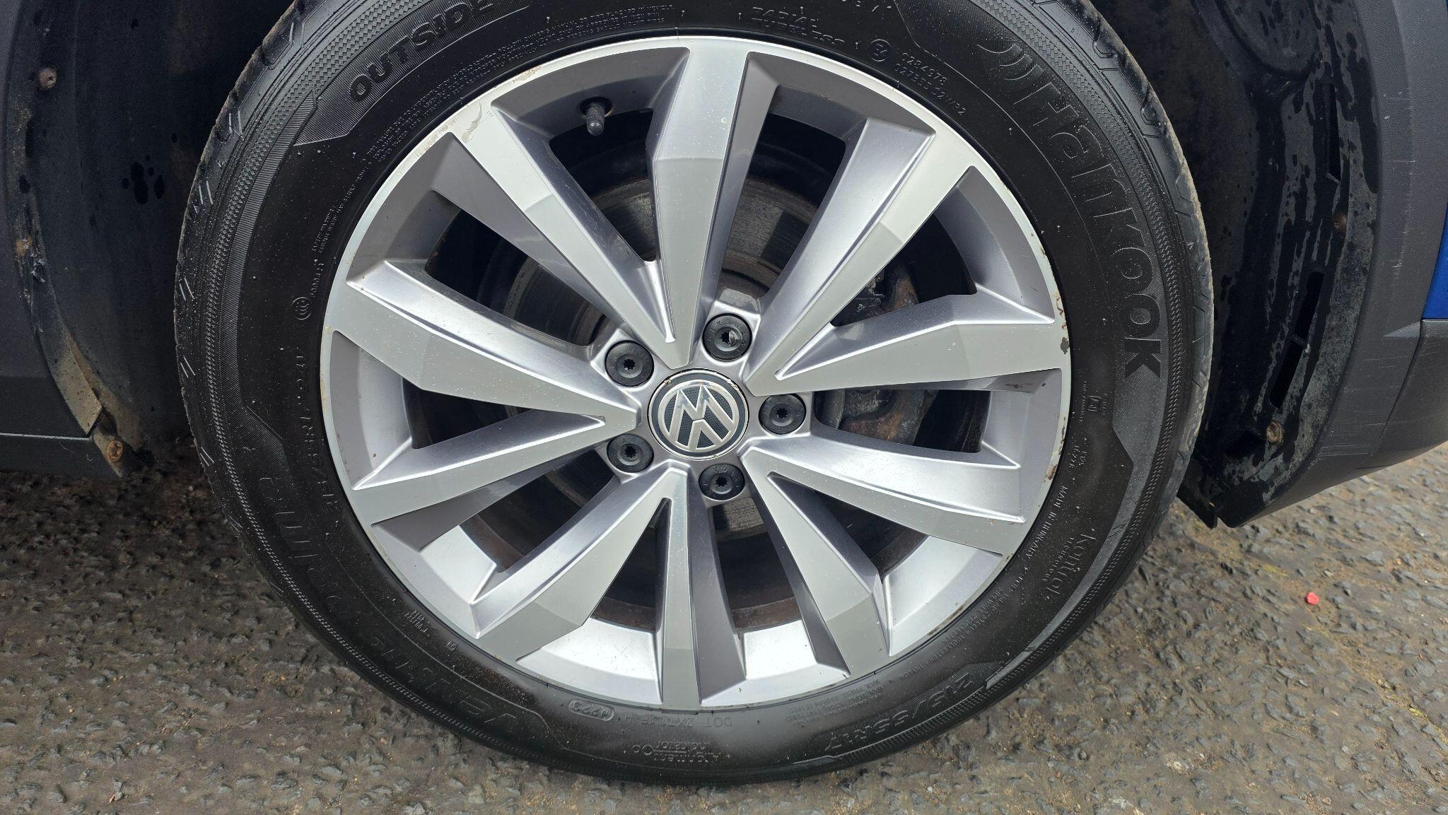 Volkswagen T-Roc - Image 56