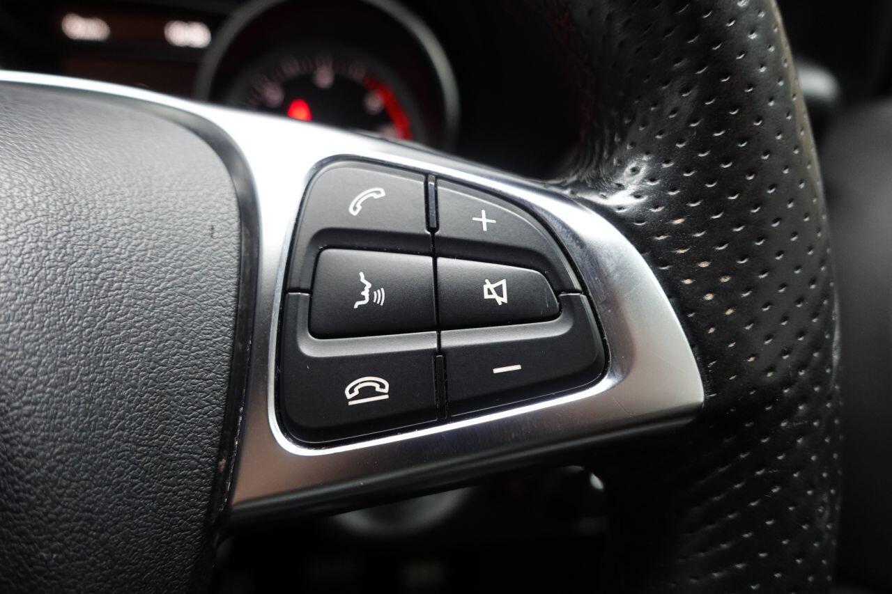 Mercedes-benz GLA - Image 41