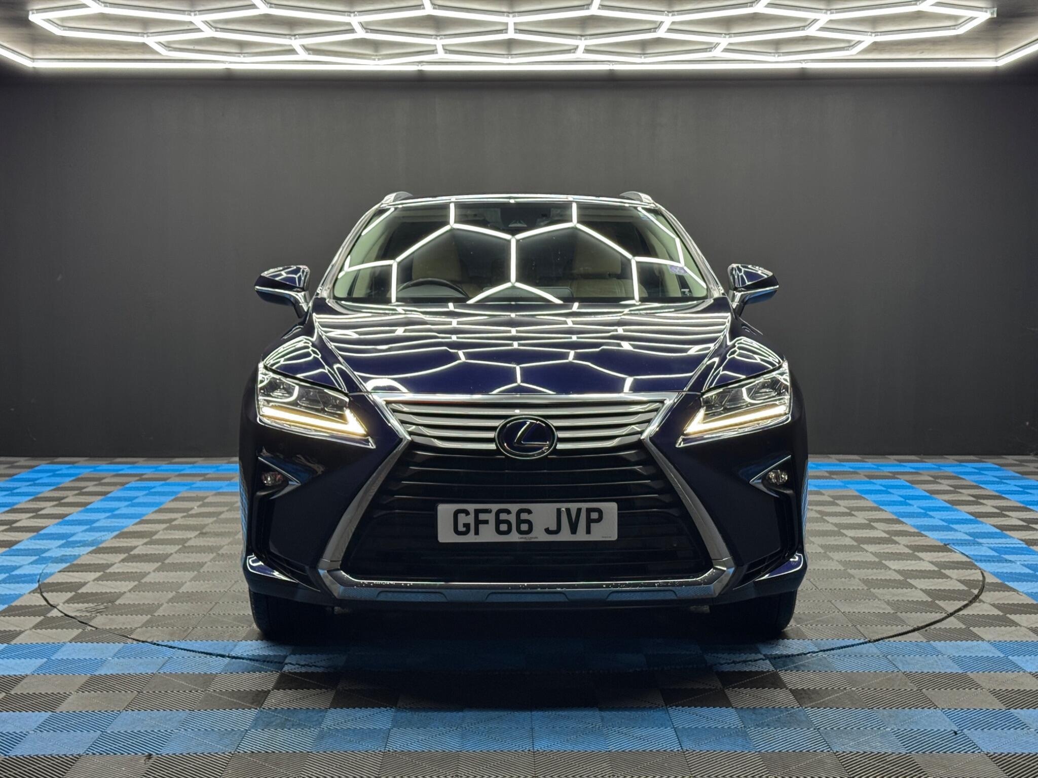 Lexus RX - Image 2