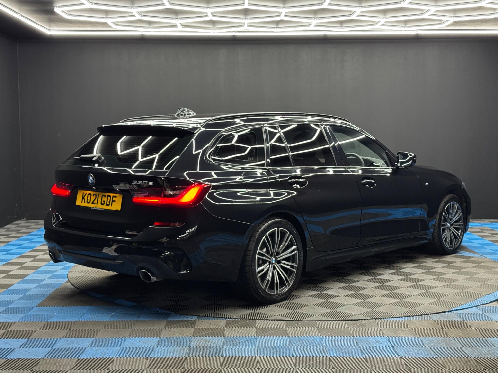 BMW 3 Series - Image 5