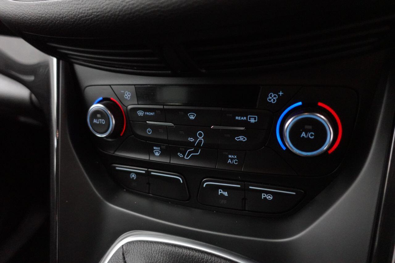 Ford Kuga - Image 14