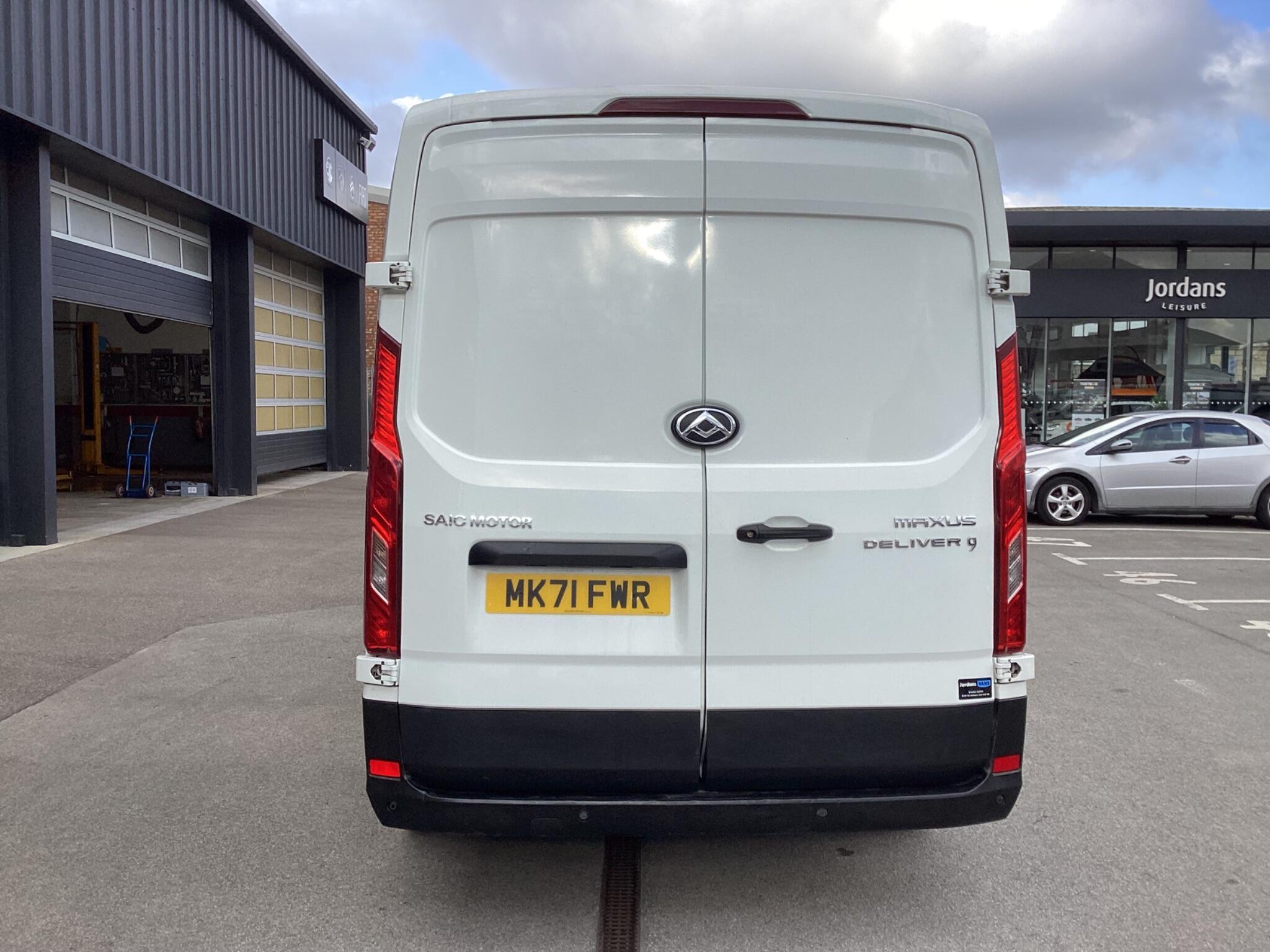 Maxus Deliver 9 - Image 8