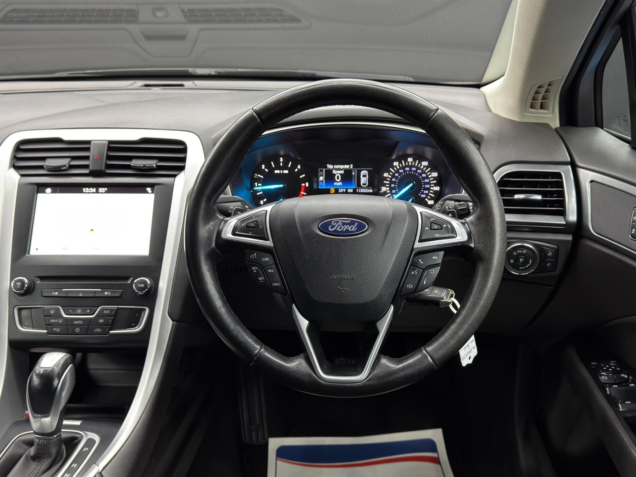 Ford Mondeo - Image 18