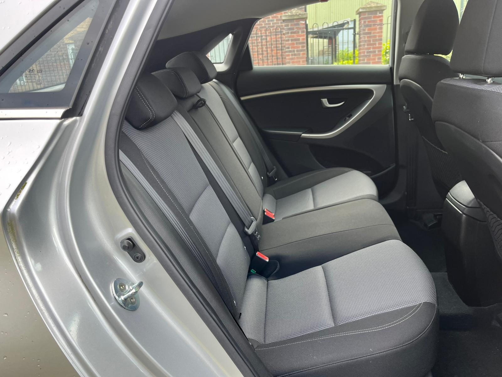 Hyundai i30 - Image 12