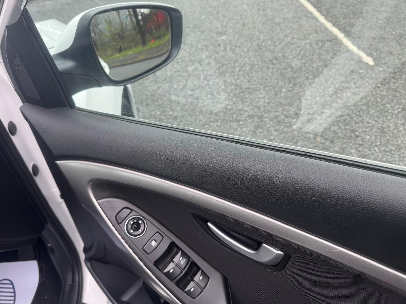 Hyundai i30 - Image 31