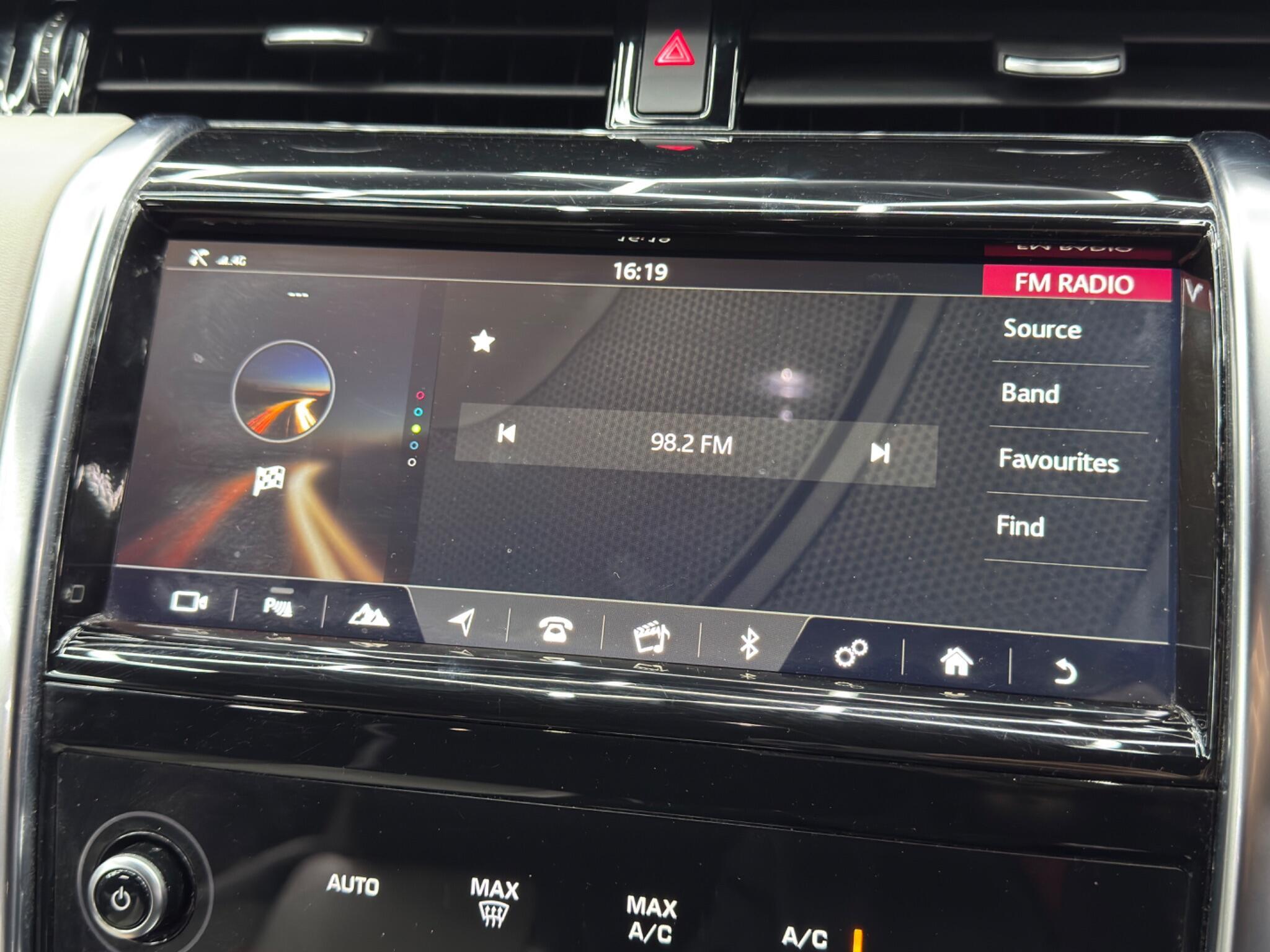 Land Rover DISCOVERY SPORT - Image 46