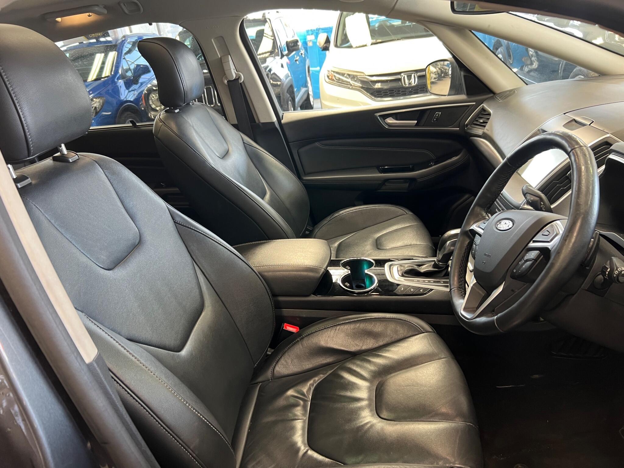 Ford S-MAX - Image 19