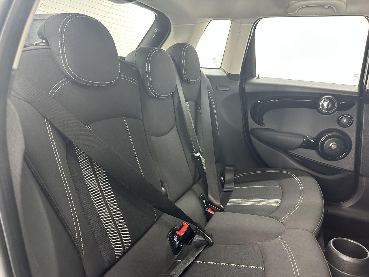 MINI Hatch - Image 20