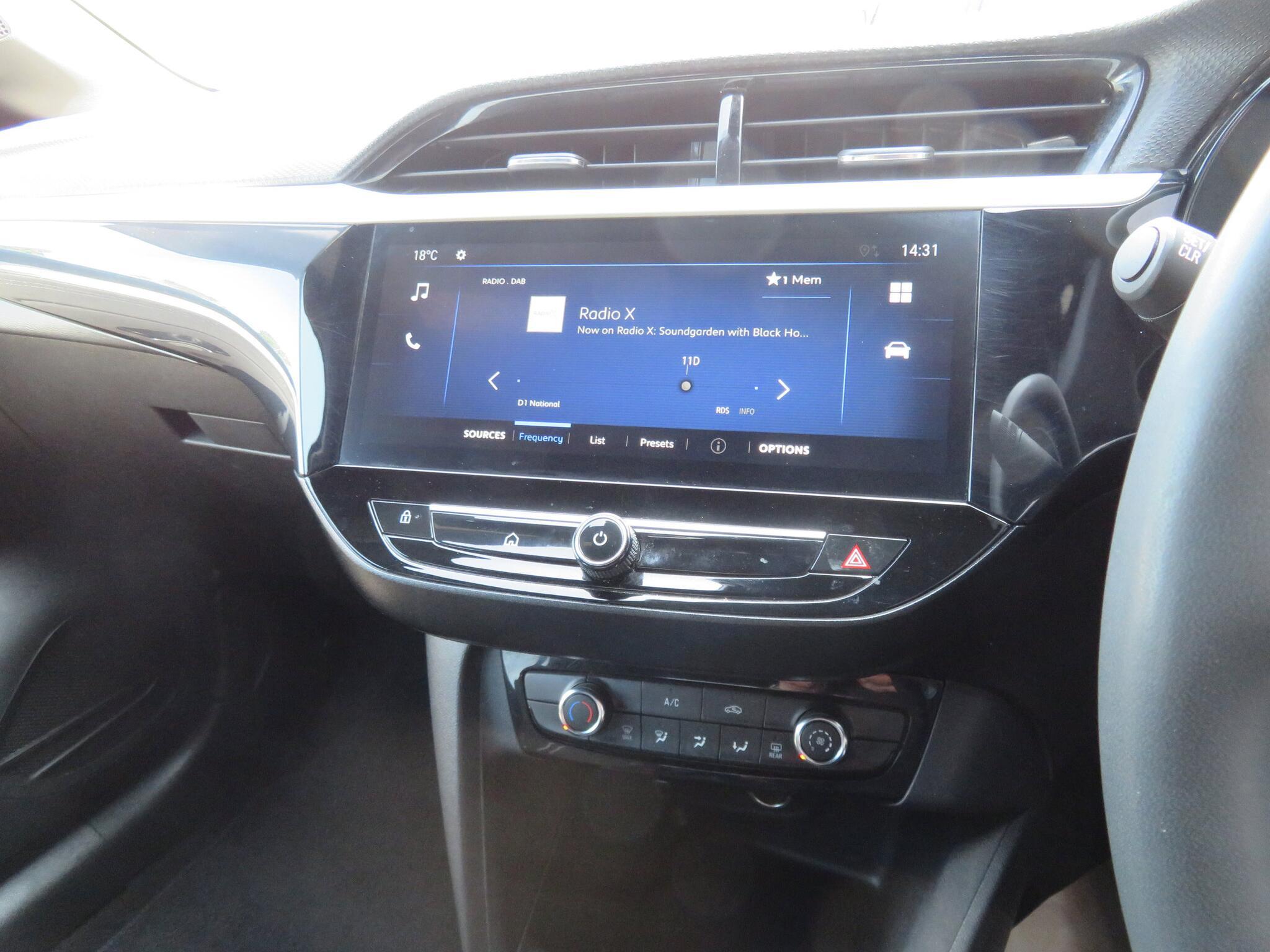 Vauxhall Corsa - Image 15
