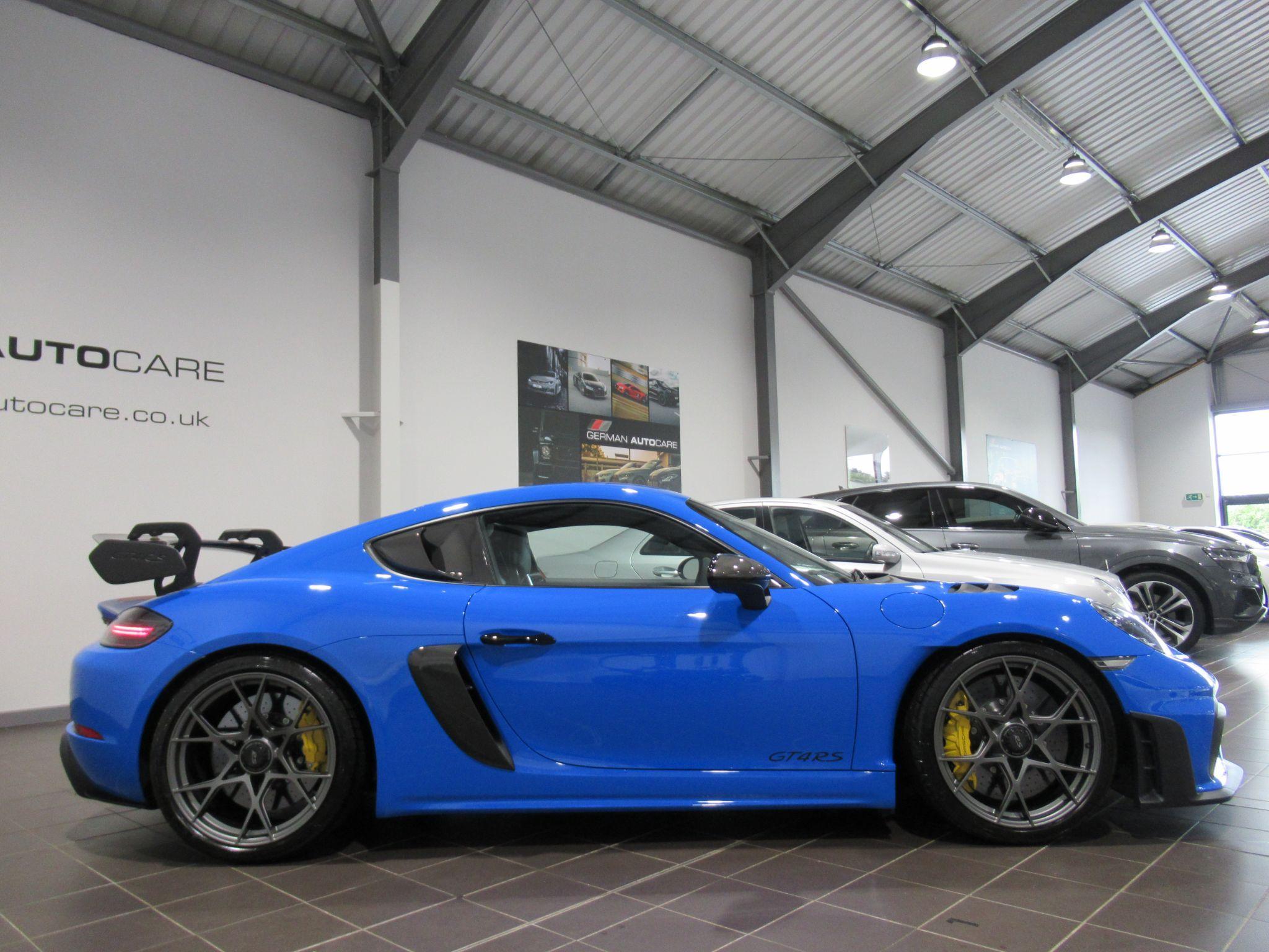 Porsche 718 Cayman - Image 2