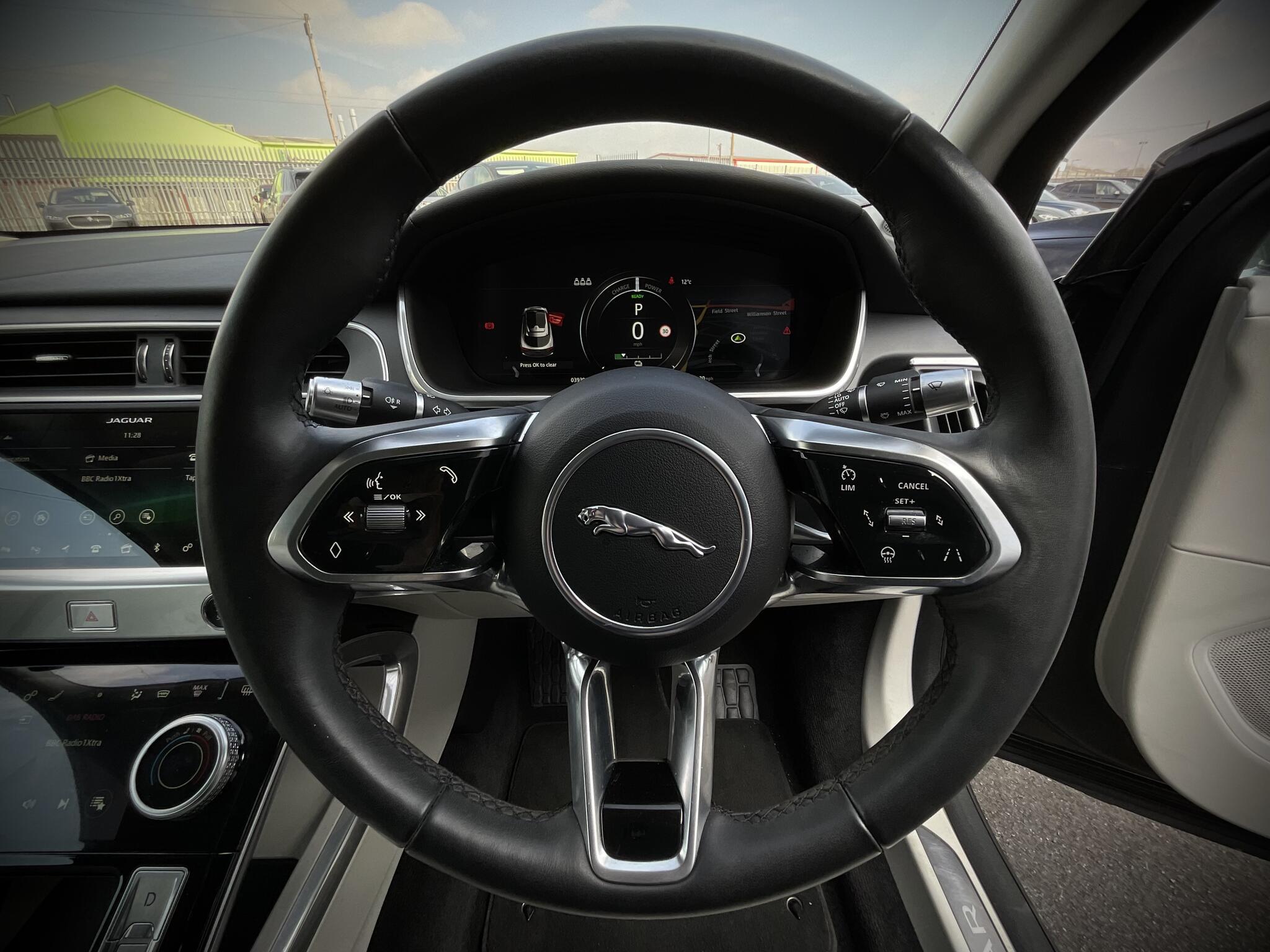 Jaguar I-Pace - Image 7