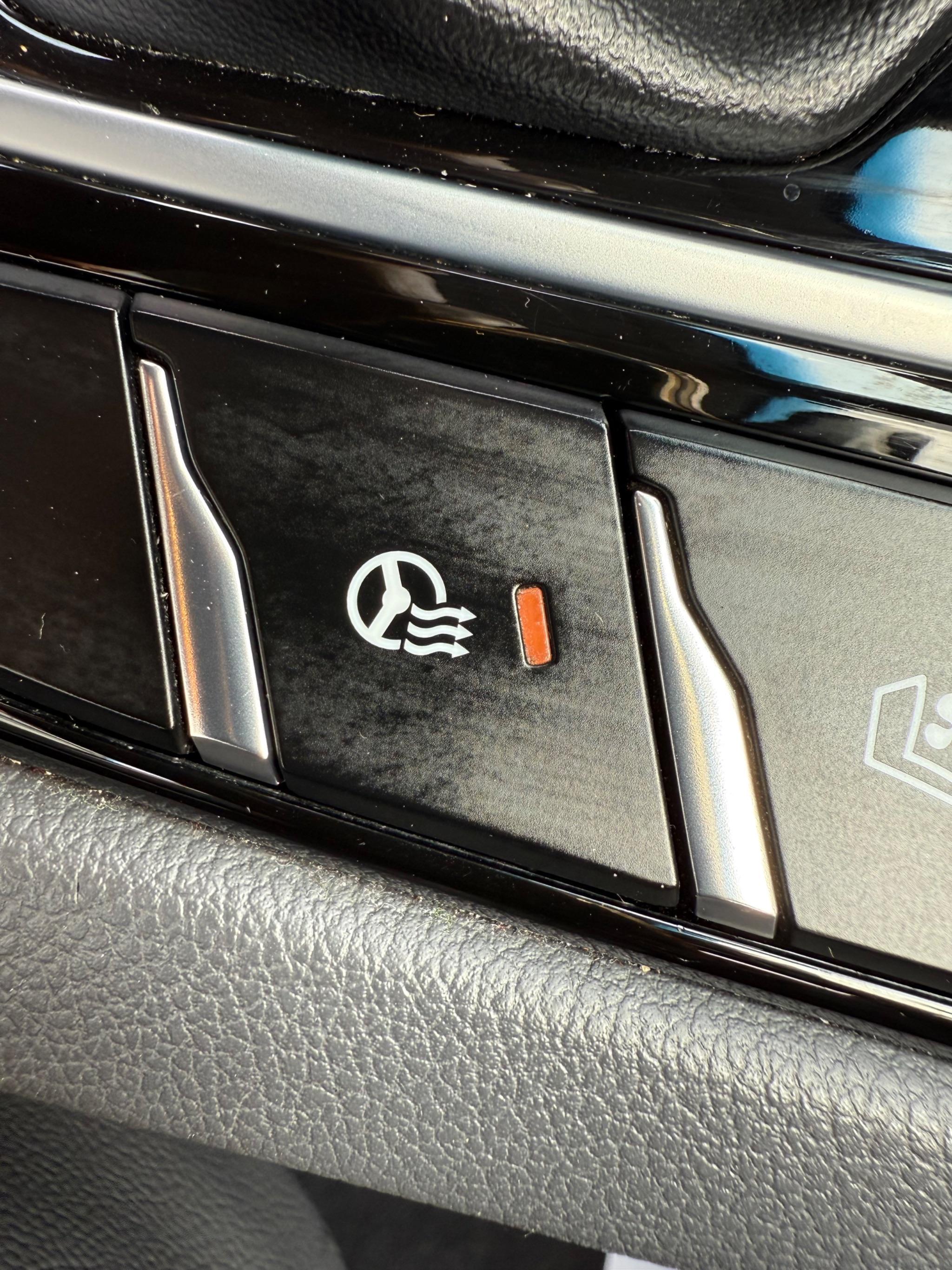 Hyundai Ioniq - Image 42