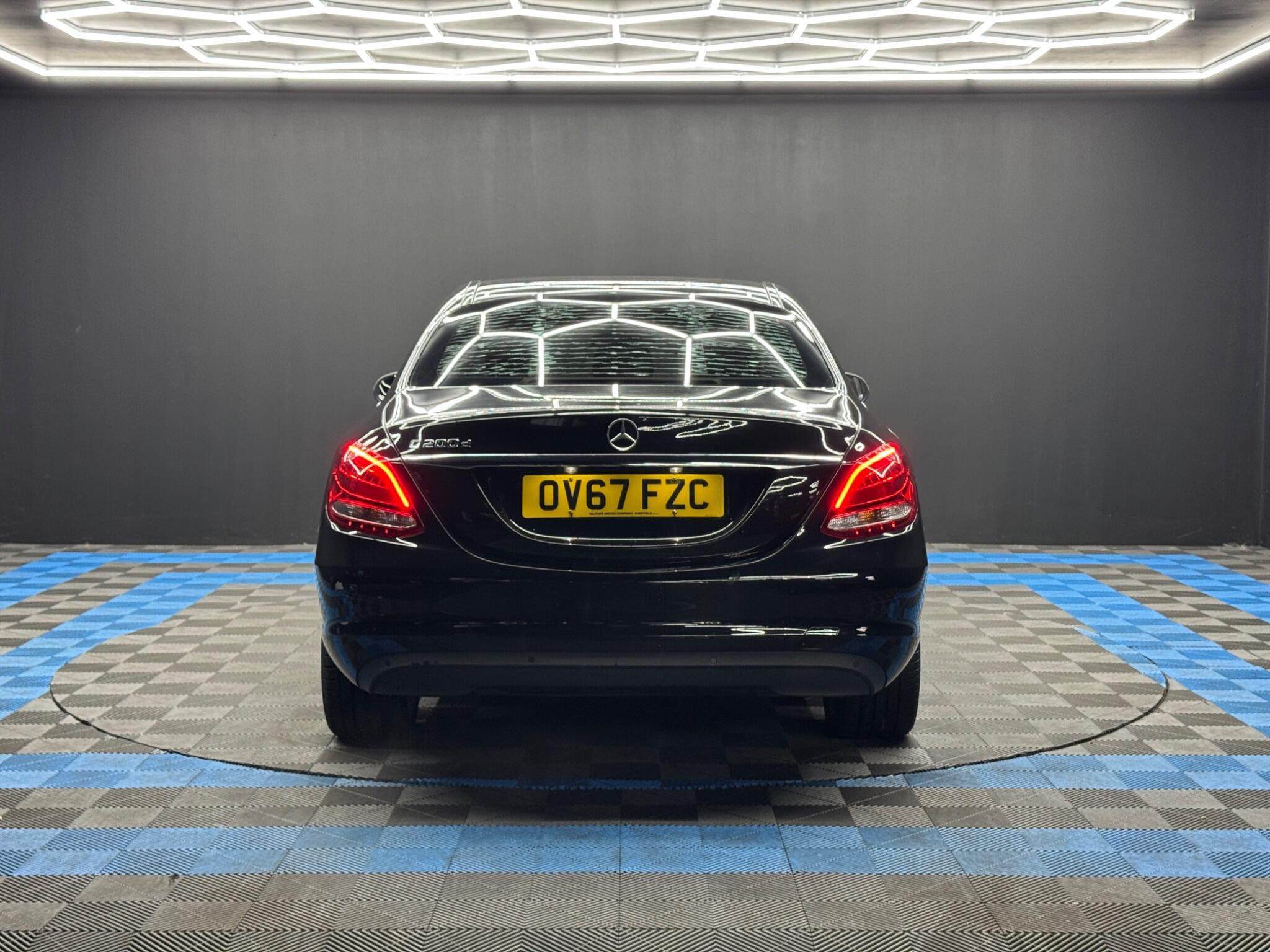Mercedes C Class - Image 6