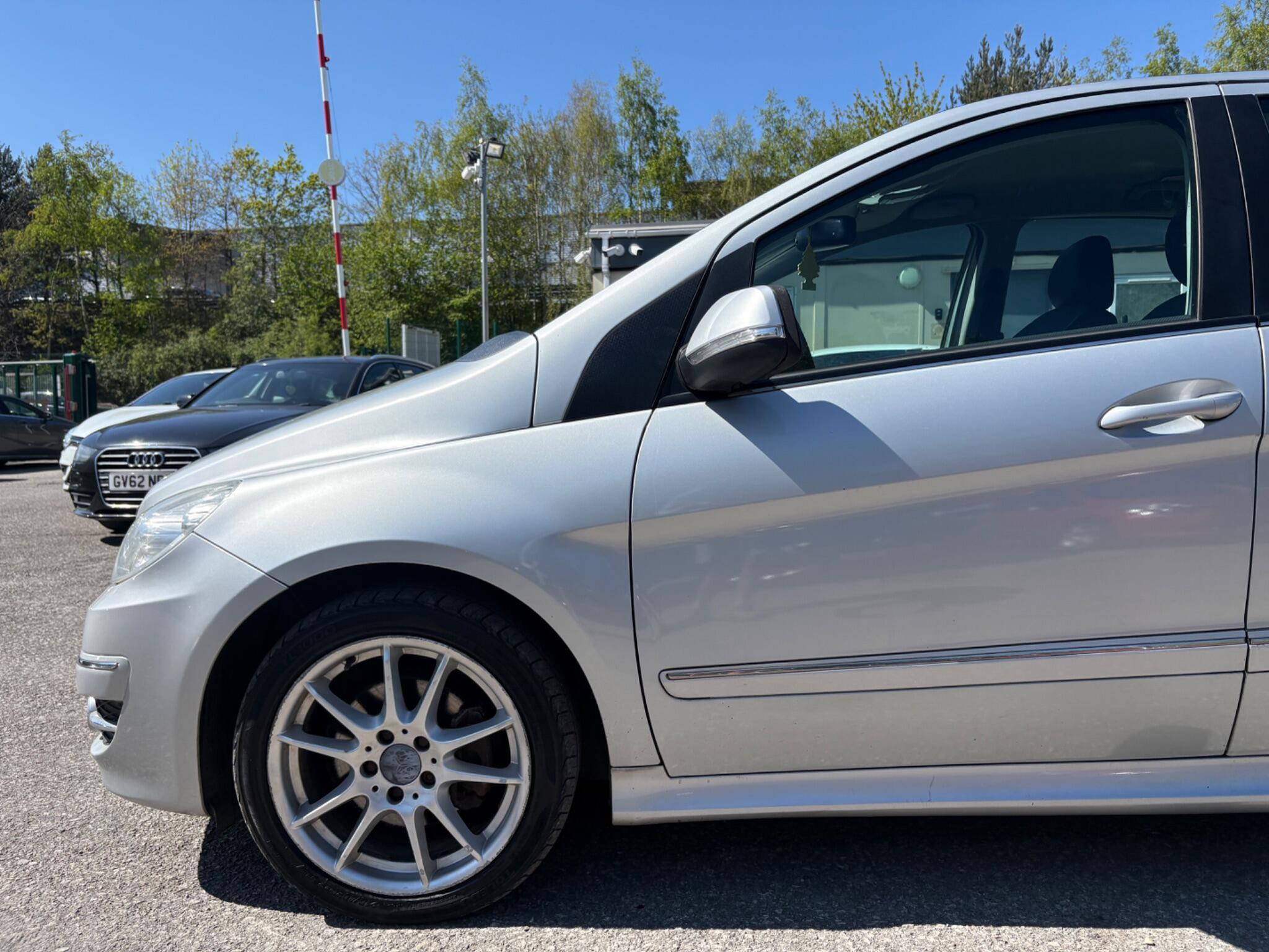 Mercedes B Class - Image 10