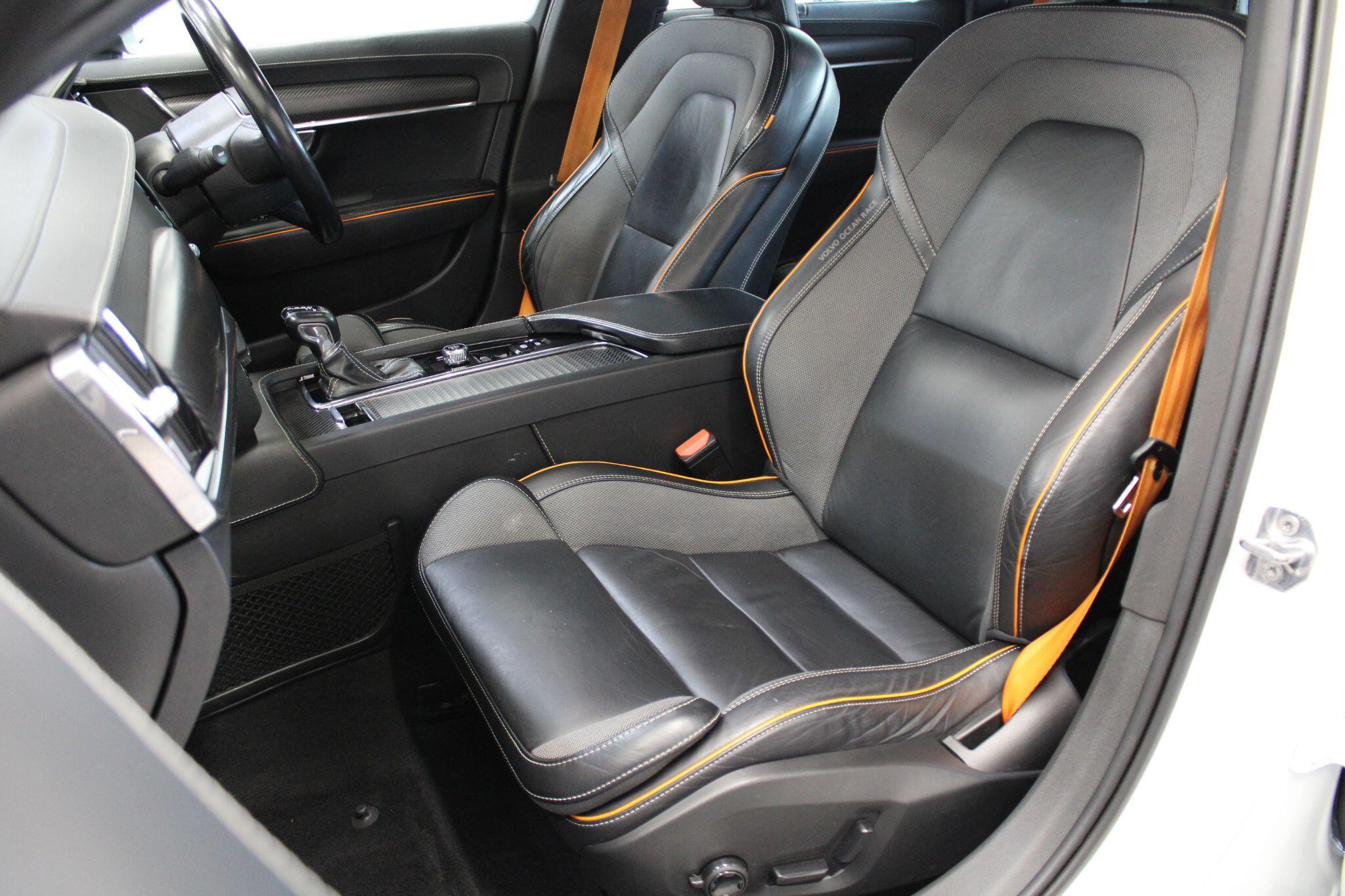Volvo V90 CROSS COUNTRY - Image 34