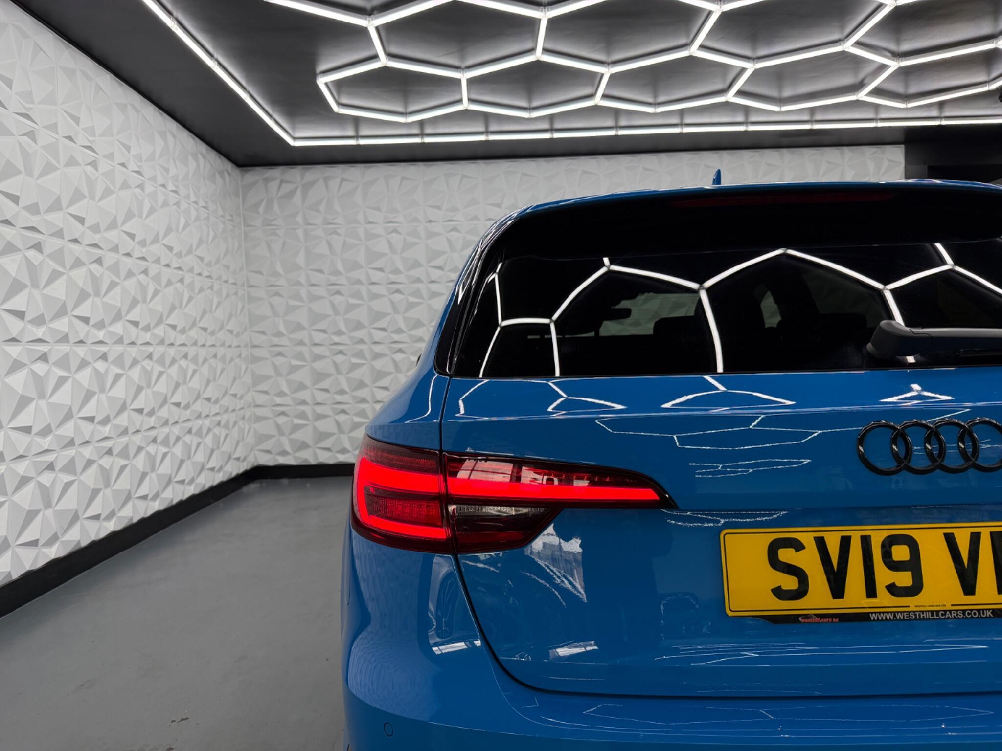 Audi A4 Avant - Image 22