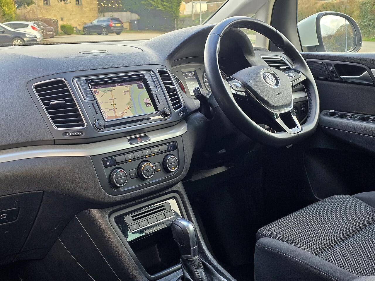 Volkswagen Sharan - Image 2