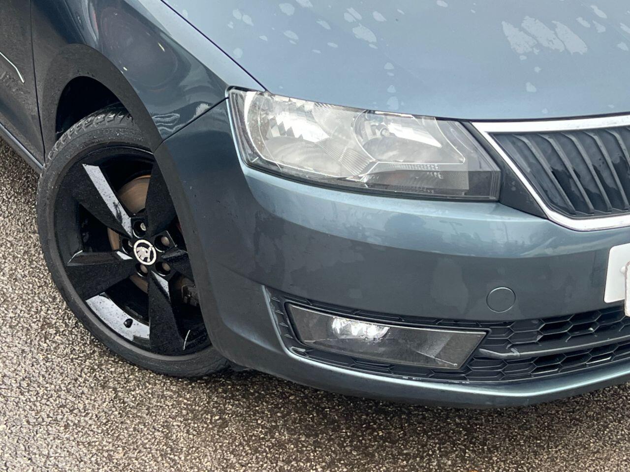 Skoda Rapid Spaceback - Image 9