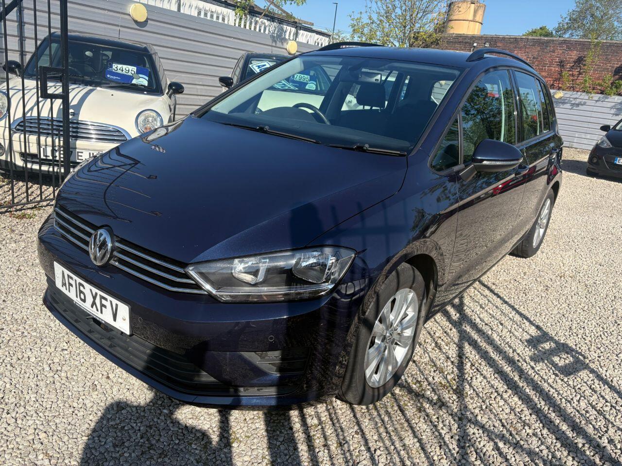 Volkswagen GOLF SV - Image 3