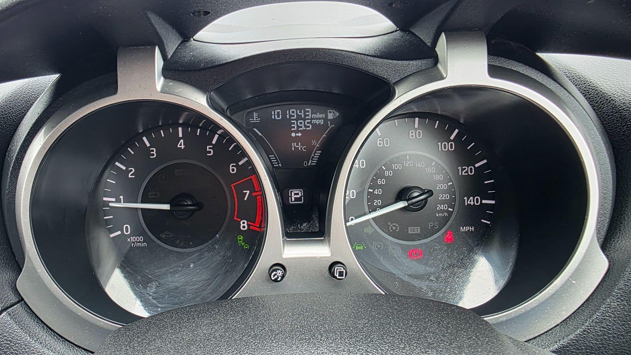 Nissan Juke - Image 34