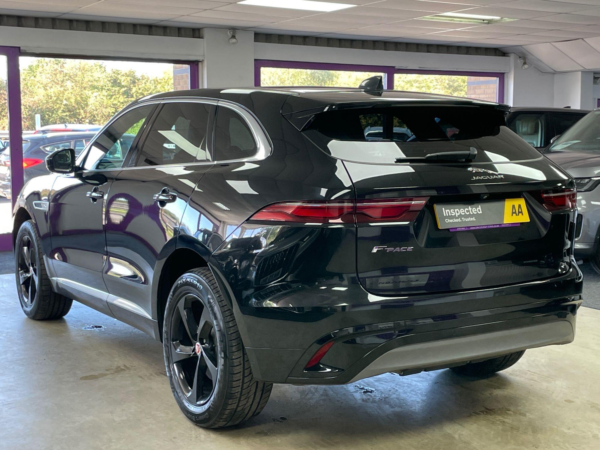 Jaguar F-Pace - Image 8