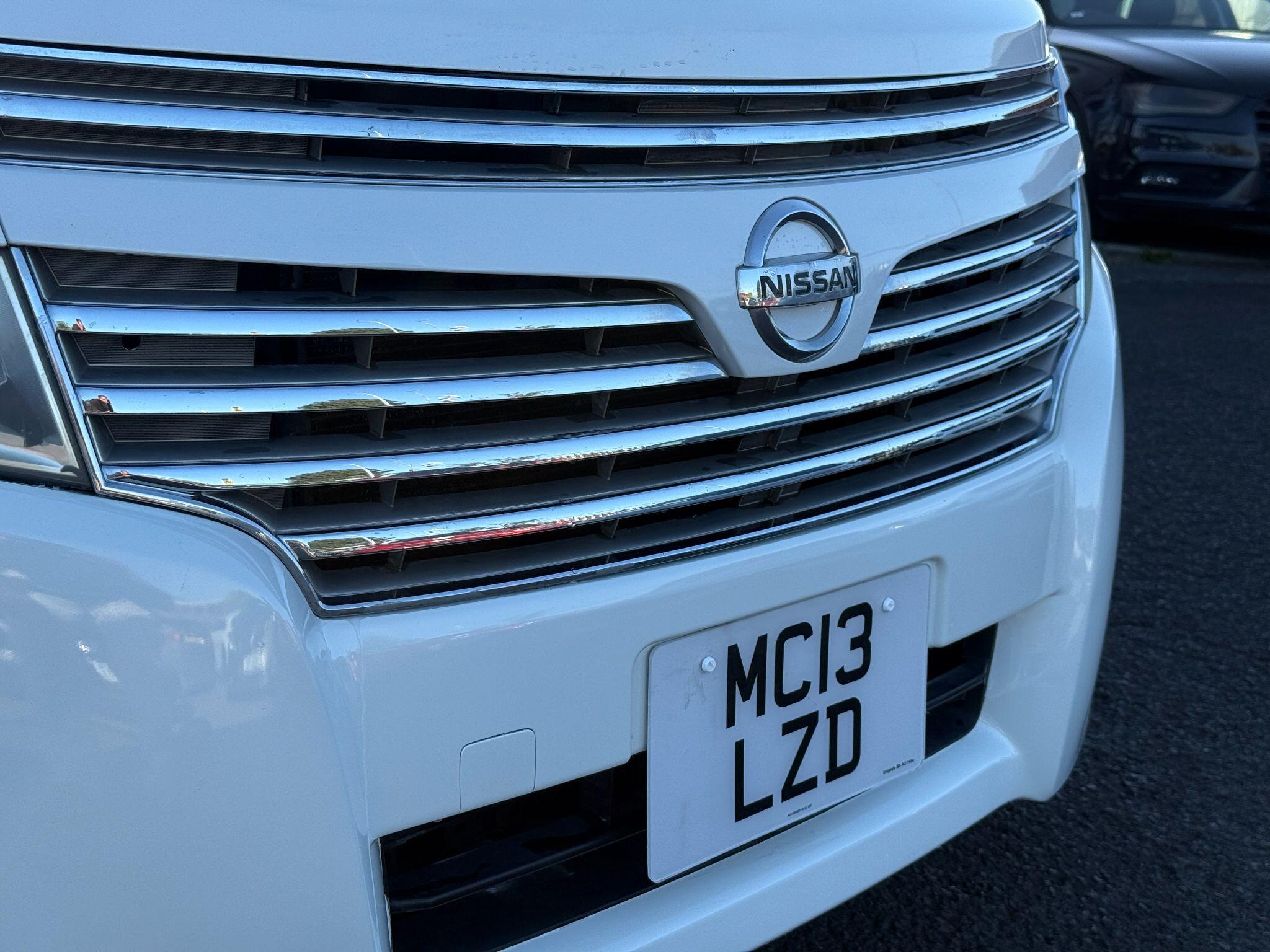 Nissan Elgrand - Image 19