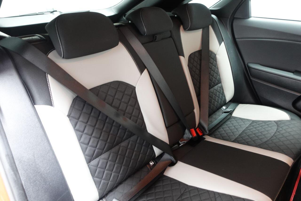 Kia ProCeed - Image 20