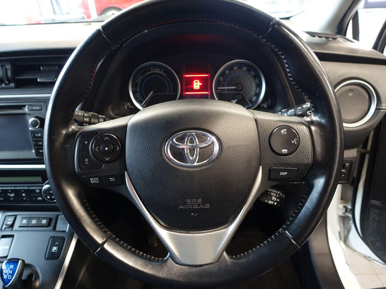 Toyota Auris - Image 23