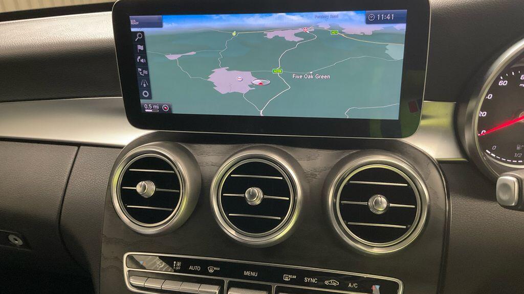 Mercedes-benz C-CLASS - Image 2