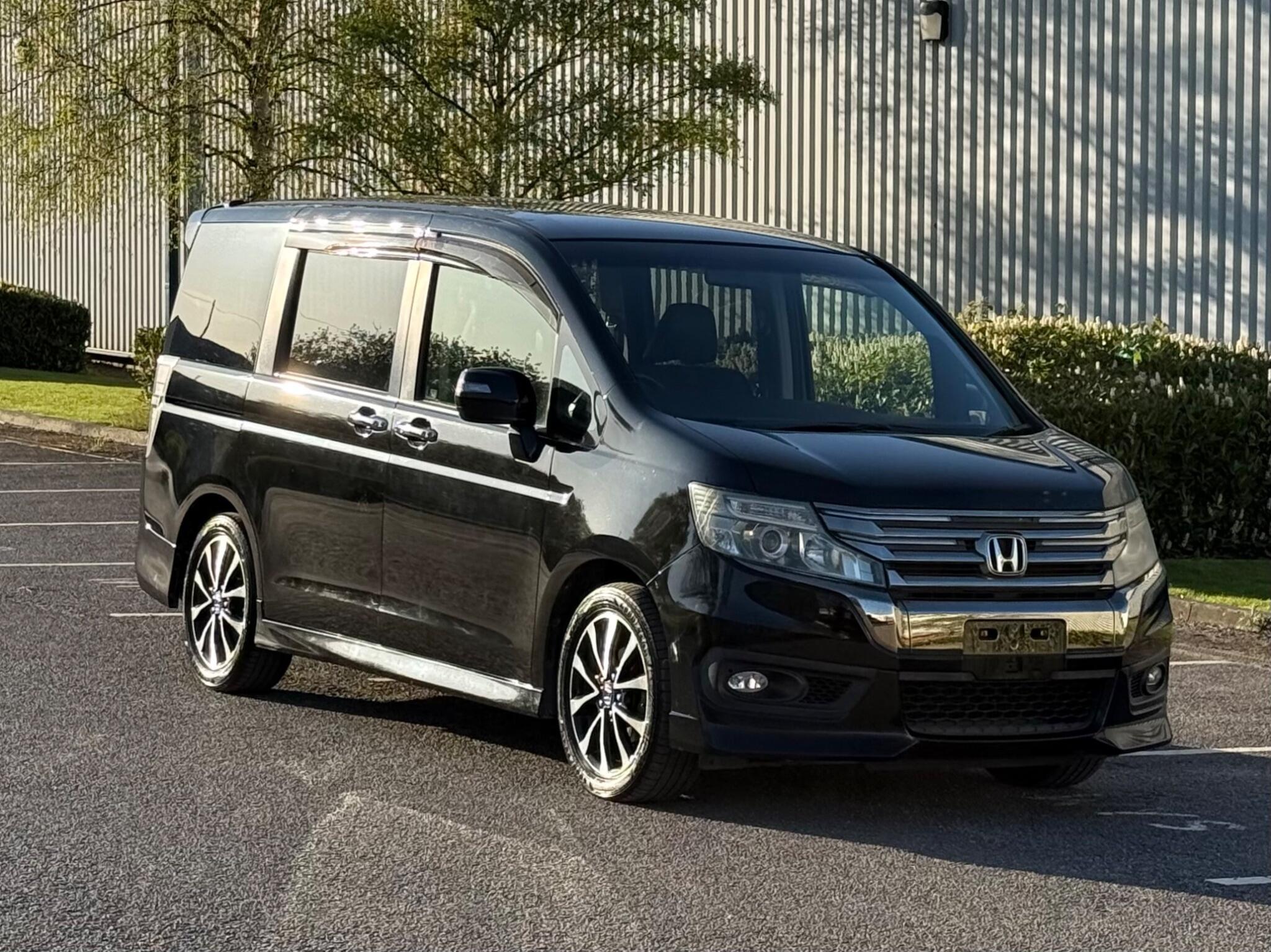 Honda Stepwagon - Image 8