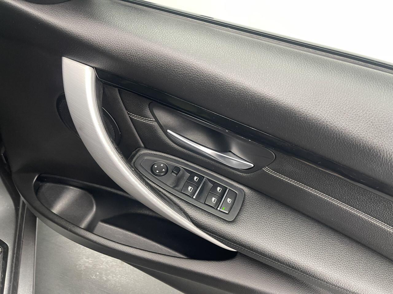 BMW 3 Series - Image 25