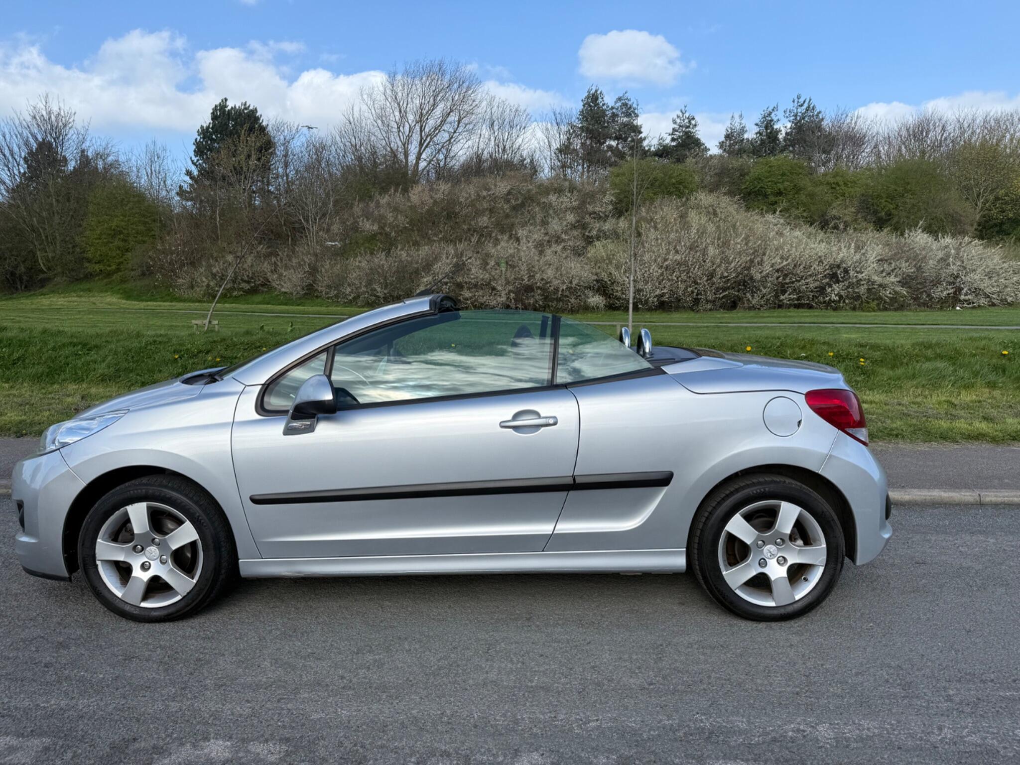 Peugeot 207 CC - Image 5