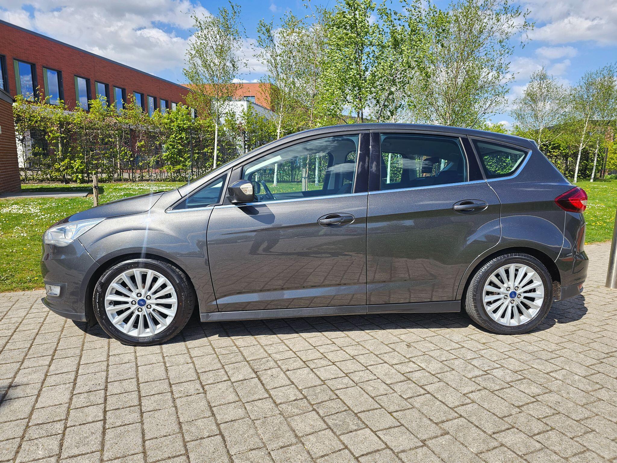 Ford C-MAX - Image 19