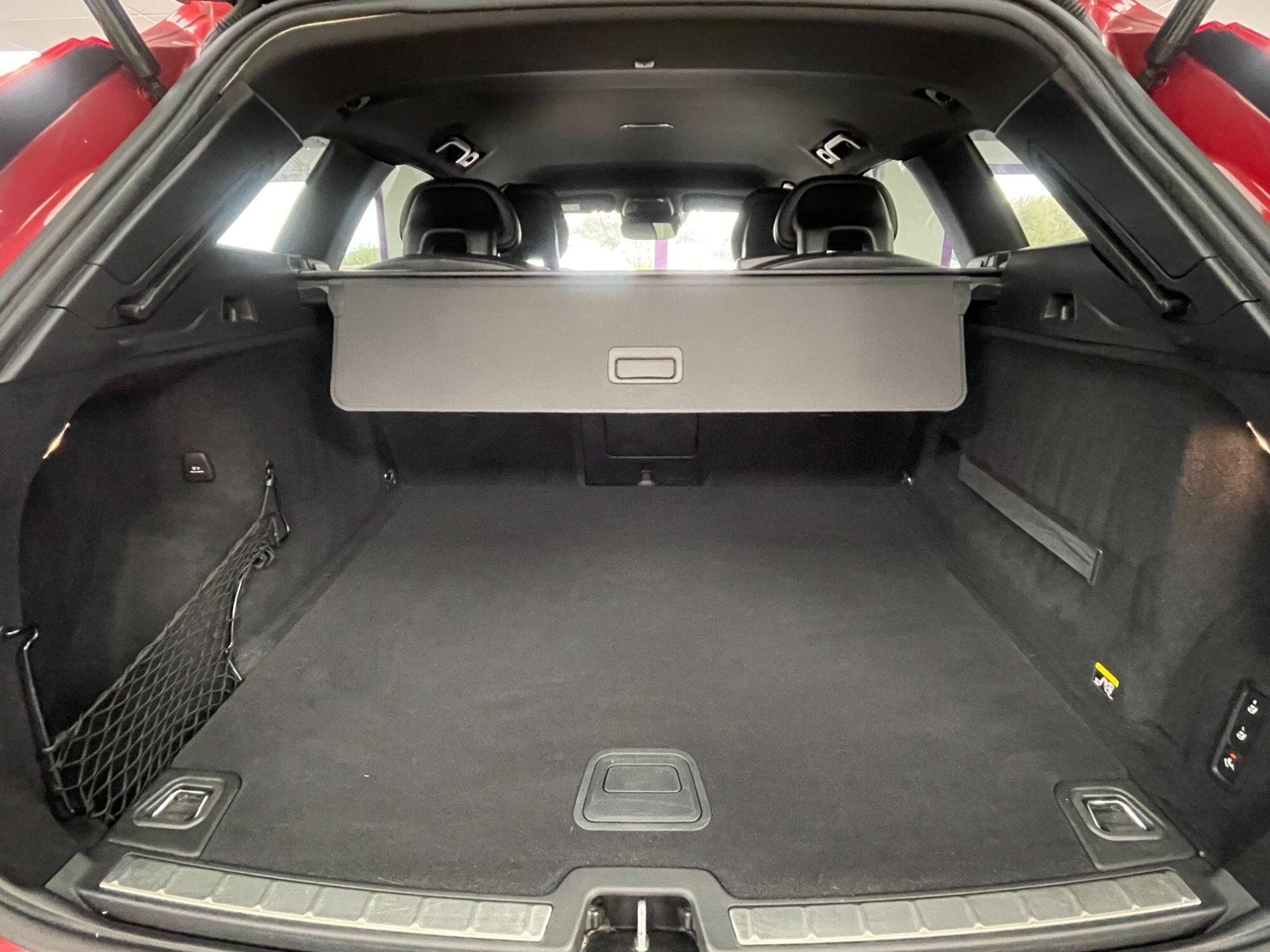 Volvo XC60 - Image 18
