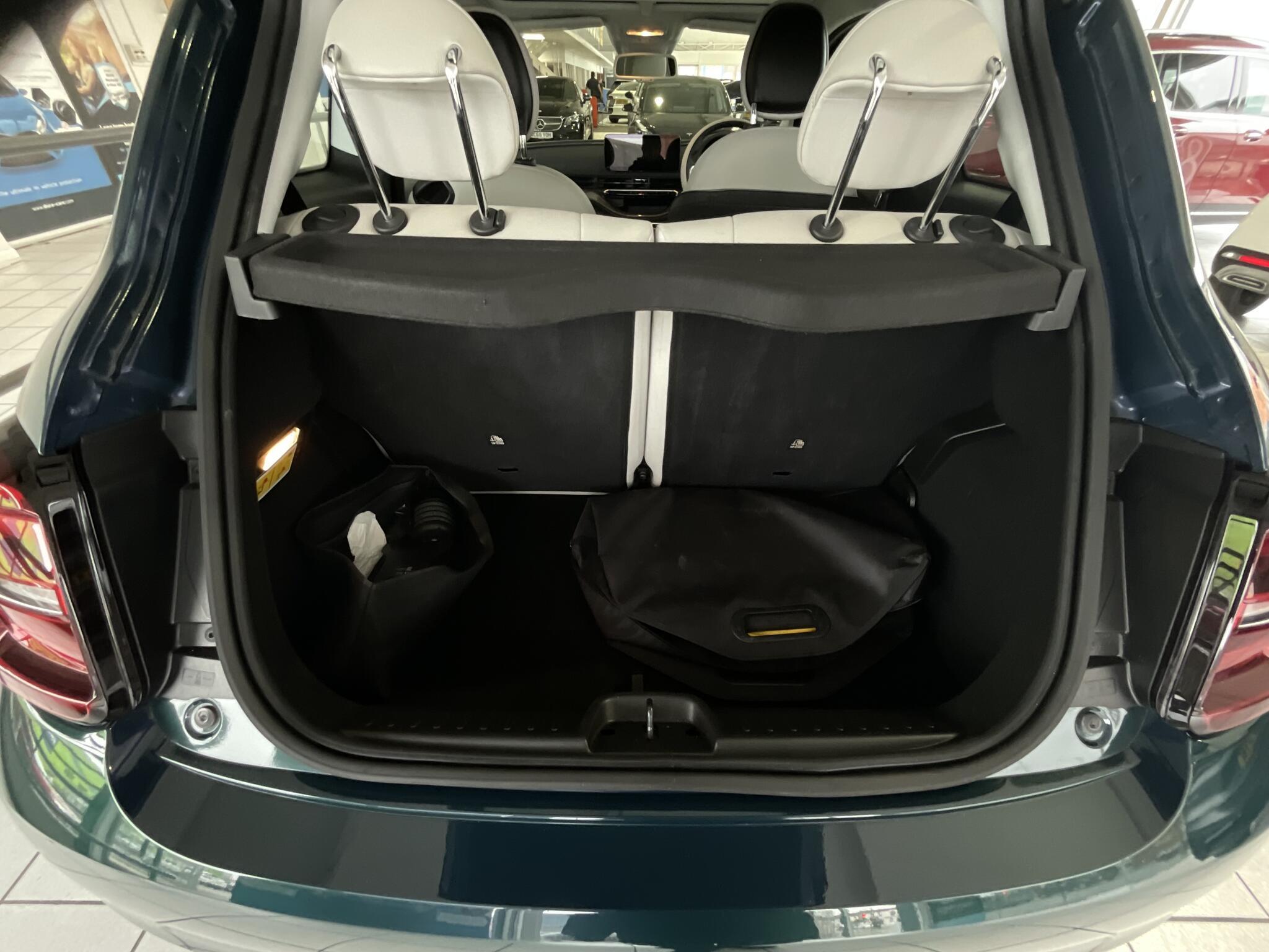 Fiat 500e - Image 13