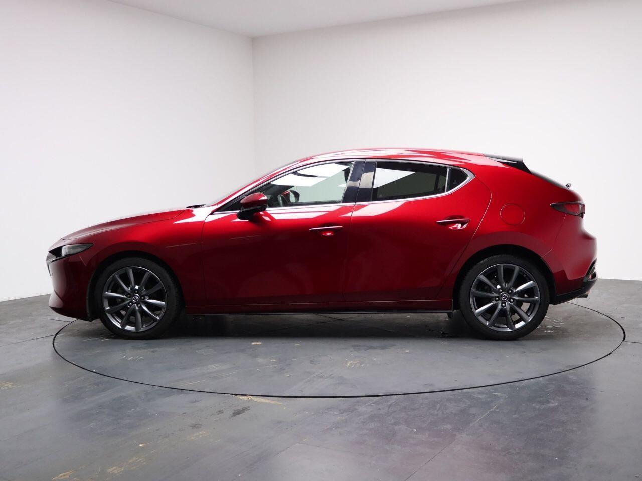 Mazda MAZDA3 - Image 8