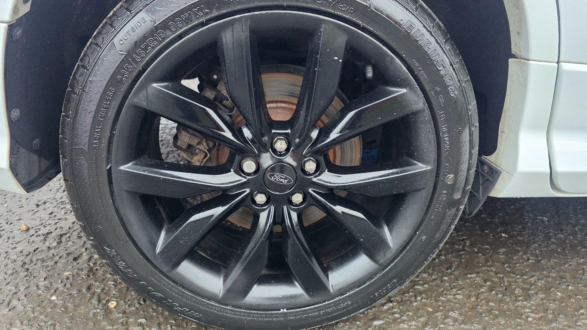 Ford Kuga - Image 45