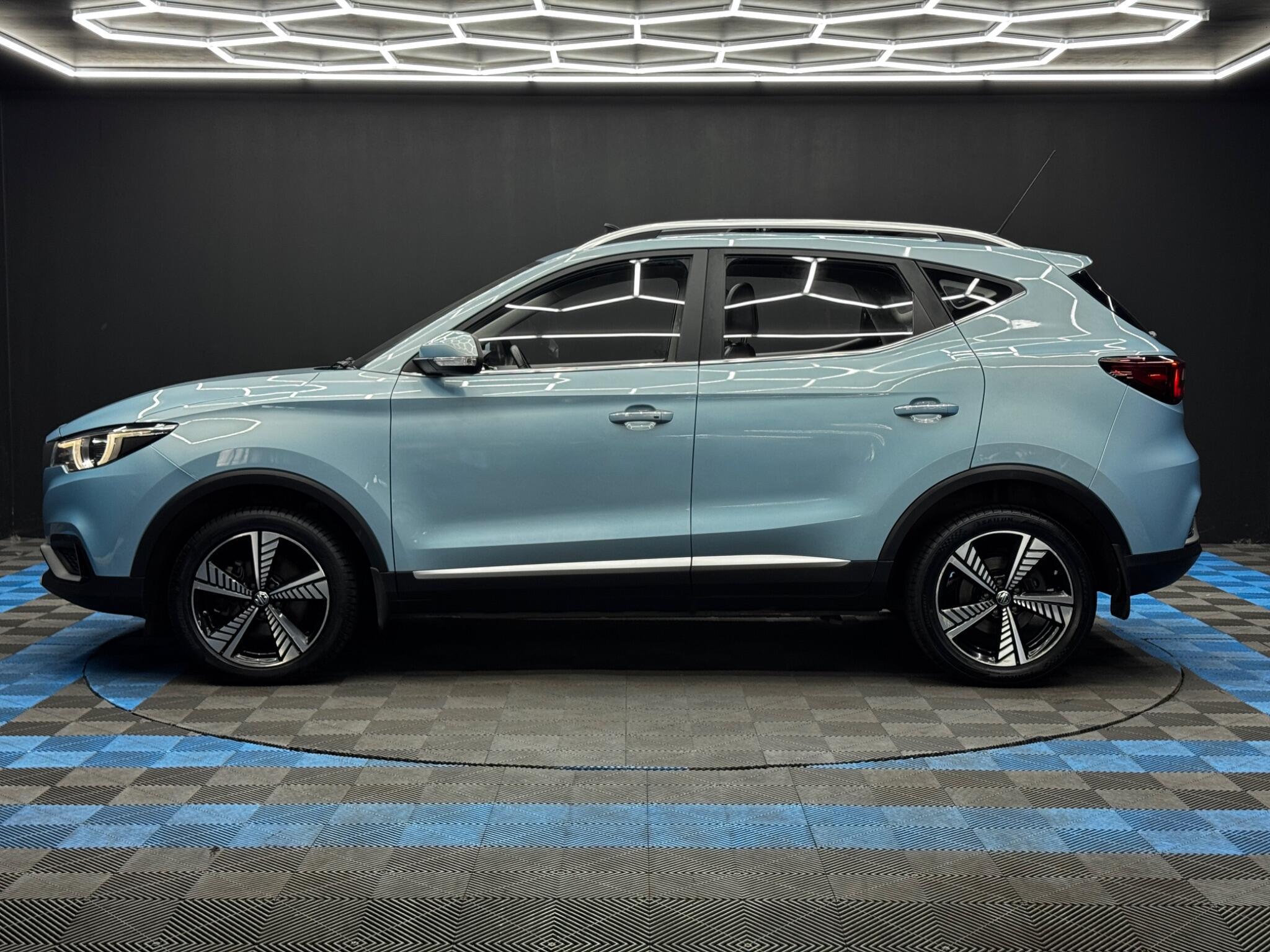 MG MG ZS - Image 8