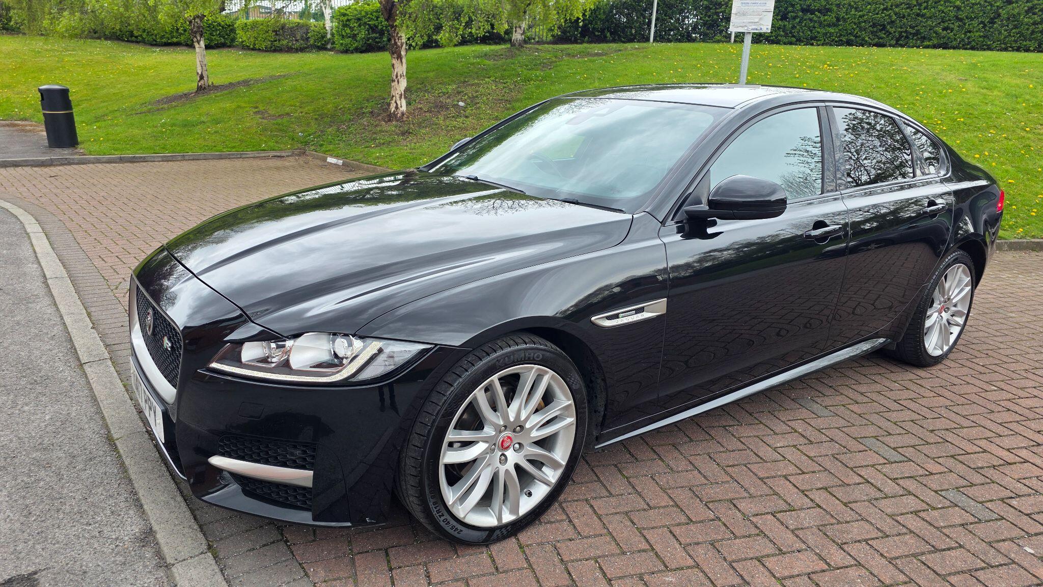 Jaguar XF - Image 25