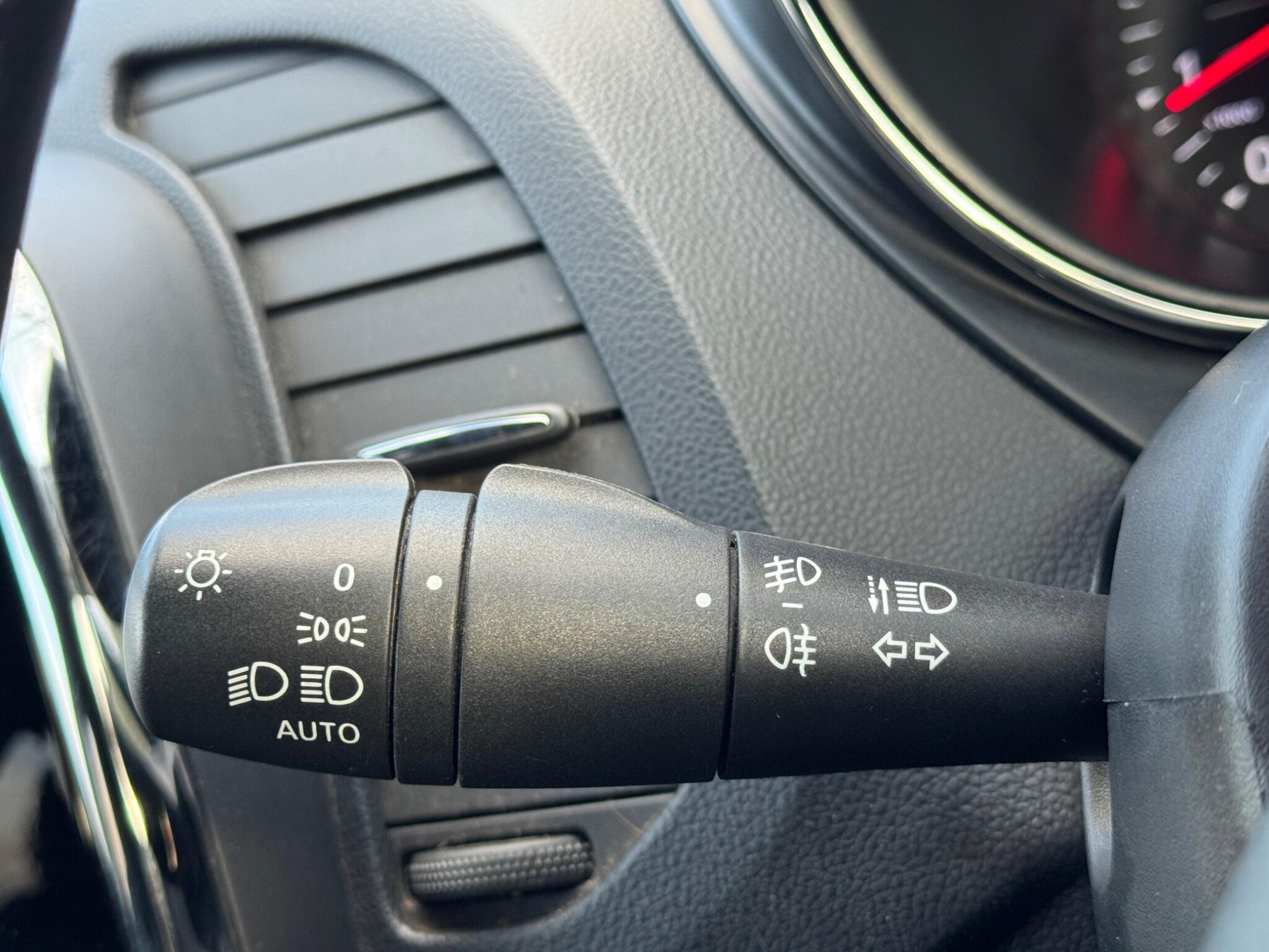 Renault Captur - Image 5