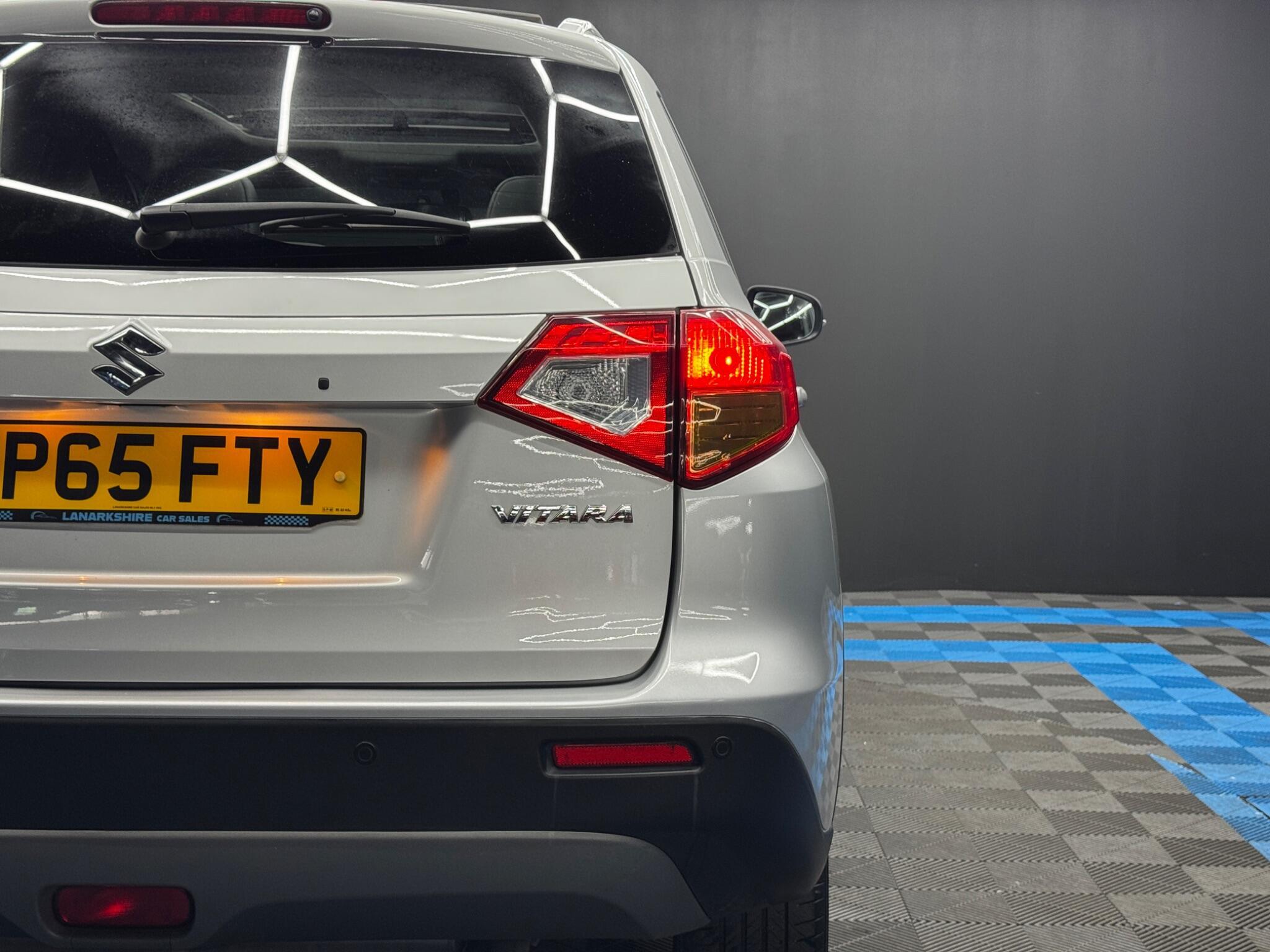 Suzuki Vitara - Image 36