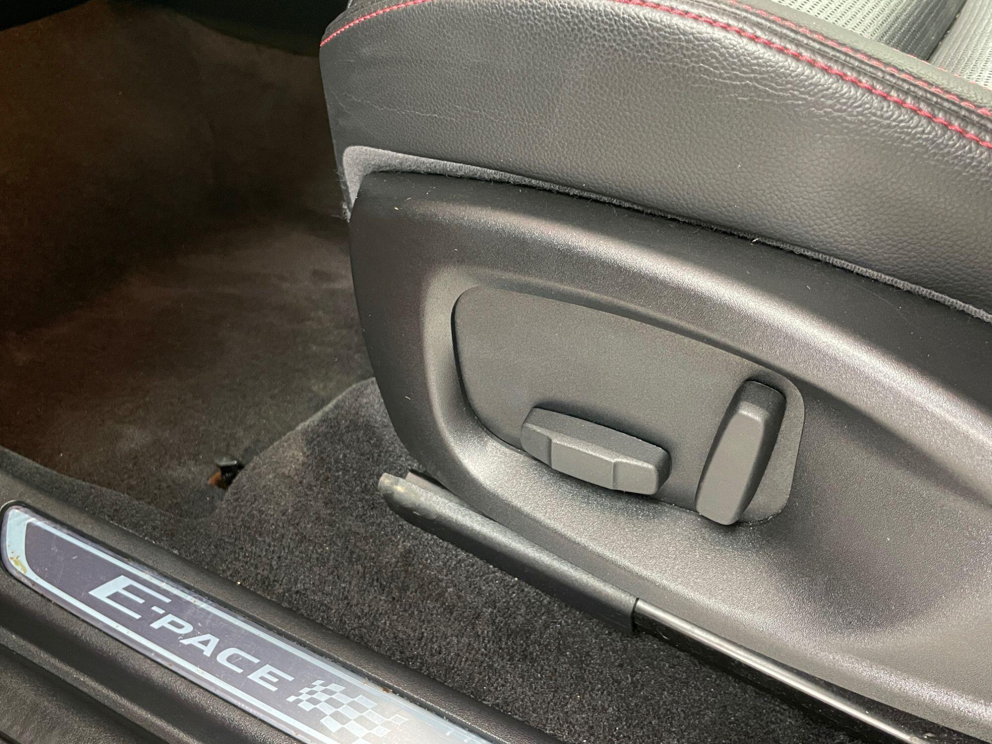 Jaguar E-Pace - Image 34