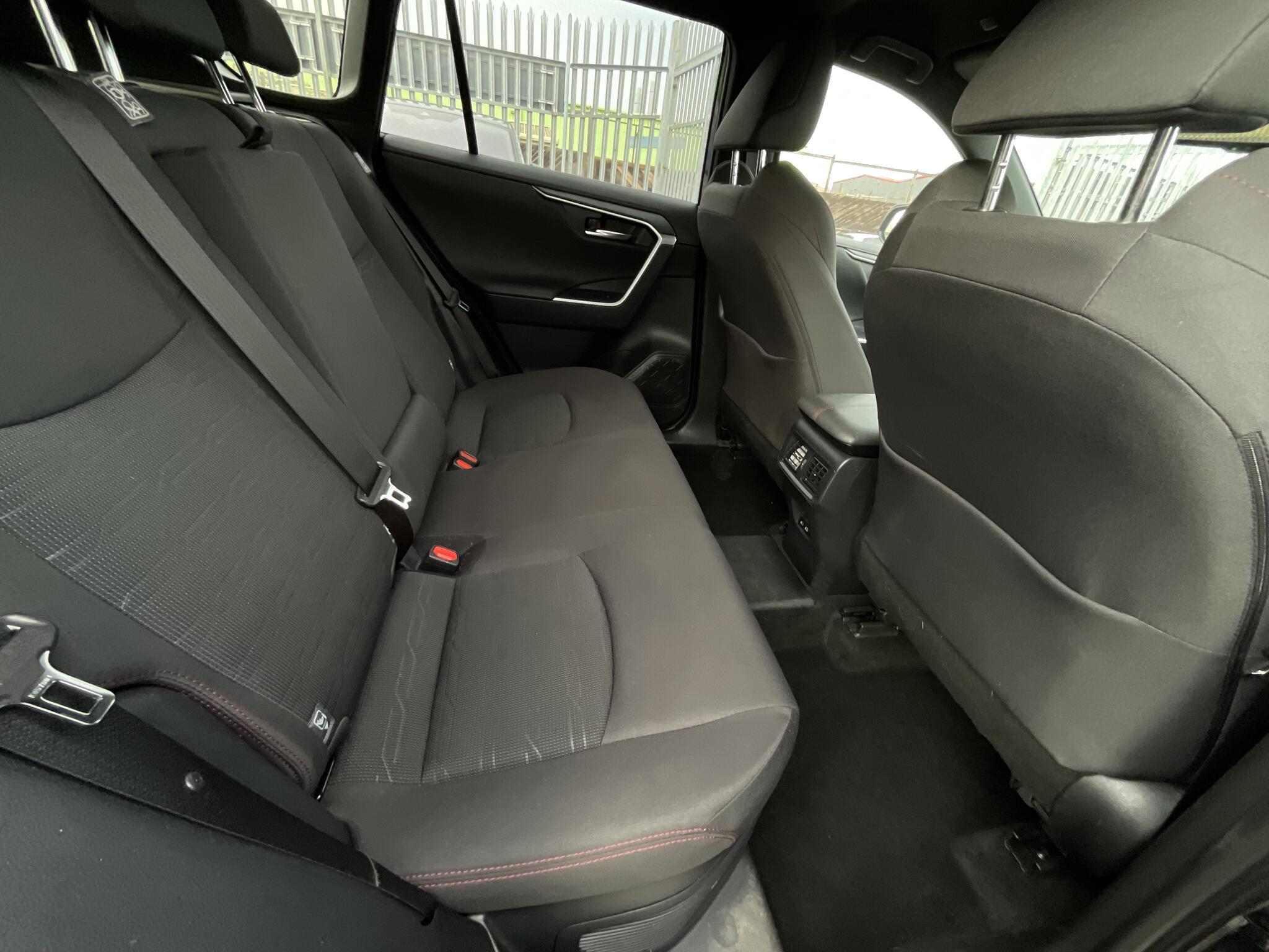Toyota RAV4 - Image 12